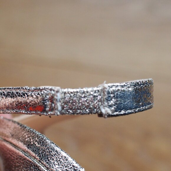 A MTL 1980 | NWOT Gold Strappy Sandals - Picture 3 of 8